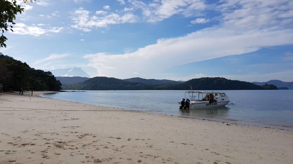 Bigfin Beach Resort Kota Belud Екстер'єр фото